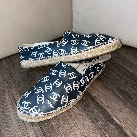 Chanel Lambskin Logo Espadrilles Navy Size 41 - Picture 1 of 8